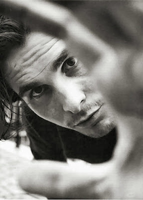 http://bp1.blogger.com/_7Hnnv_DPUO4/RpFSvOJurKI/AAAAAAAAABU/b6fntSRu4ZY/s400/christian_bale_01.jpg