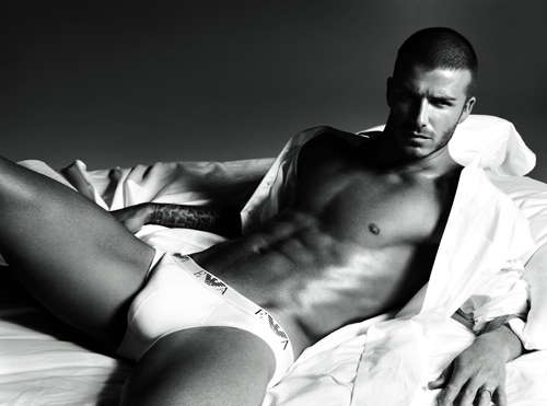 http://images.teamsugar.com/files/users/1/16245/50_2007/beckham113ls0.jpg