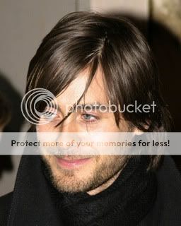 http://i55.photobucket.com/albums/g144/cinemagypsy/JaredLeto-1.jpg