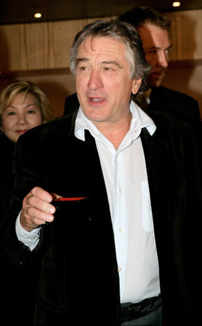 http://images.eonline.com/eol_images/Entire_Site/20070817/293.de.niro.robert.081707.jpg