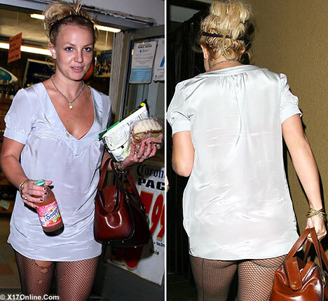 http://img.dailymail.co.uk/i/pix/2007/09_01/britney3X17_468x429.jpg