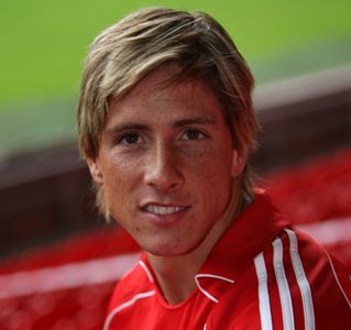 http://soccerlens.com/wp-content/uploads/2007/07/fernando-torres.jpg