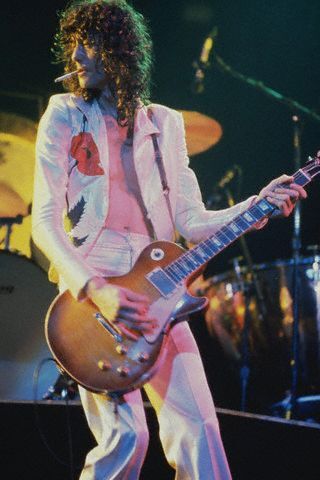 http://groovyvic.mu.nu/archives/images/Jimmy_Page.jpg