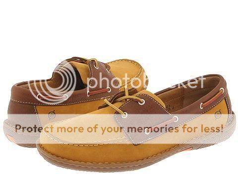 http://i274.photobucket.com/albums/jj262/filicky/boat_shoes.jpg