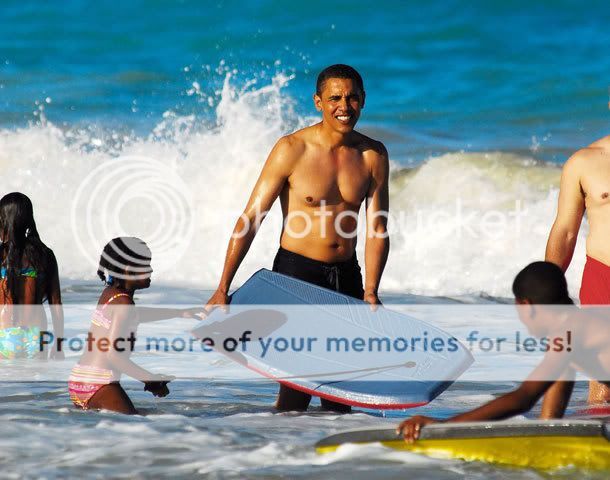 http://img.photobucket.com/albums/s218/celebitchy/08augusta/obamabeach1.jpg